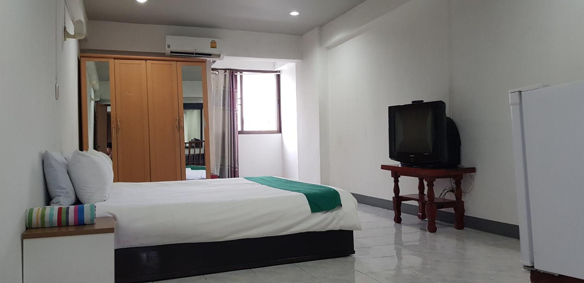 โรงแรมวินบางนา Win Bangna Hotel Bangkok Rom bilde